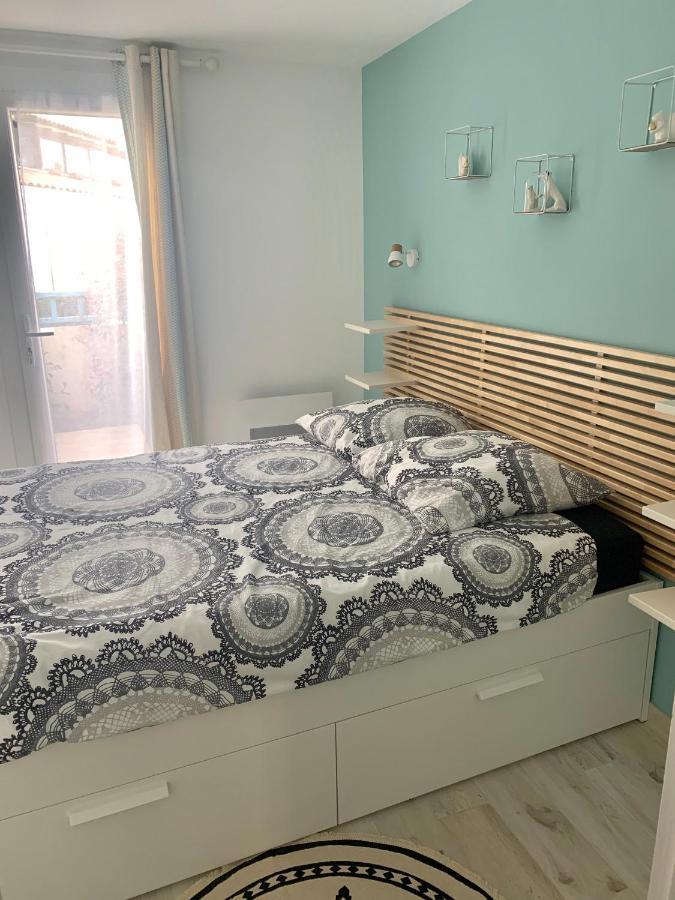 Appartement De Standing Avec Terrasse แซ็งต์-มารี-เดอ-ลา-แมร์ ภายนอก รูปภาพ